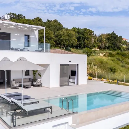 Villa Myrto - Elysian Kefalonia , 2 Min Walk From The & Brand New 2024 Minia