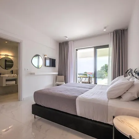 Myrto - Elysian Kefalonia , 2 Min Walk From The & Brand New 2024 * Minia