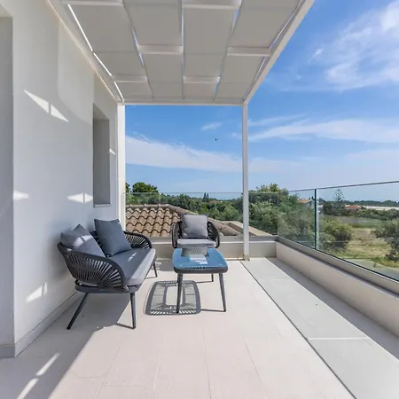 Myrto - Elysian Kefalonia , 2 Min Walk From The & Brand New 2024 Villa *