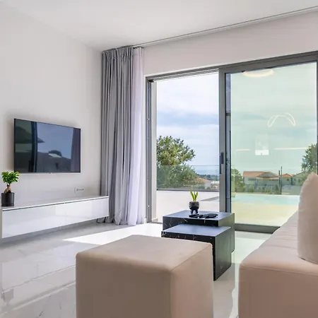 Myrto - Elysian Kefalonia , 2 Min Walk From The & Brand New 2024 Villa